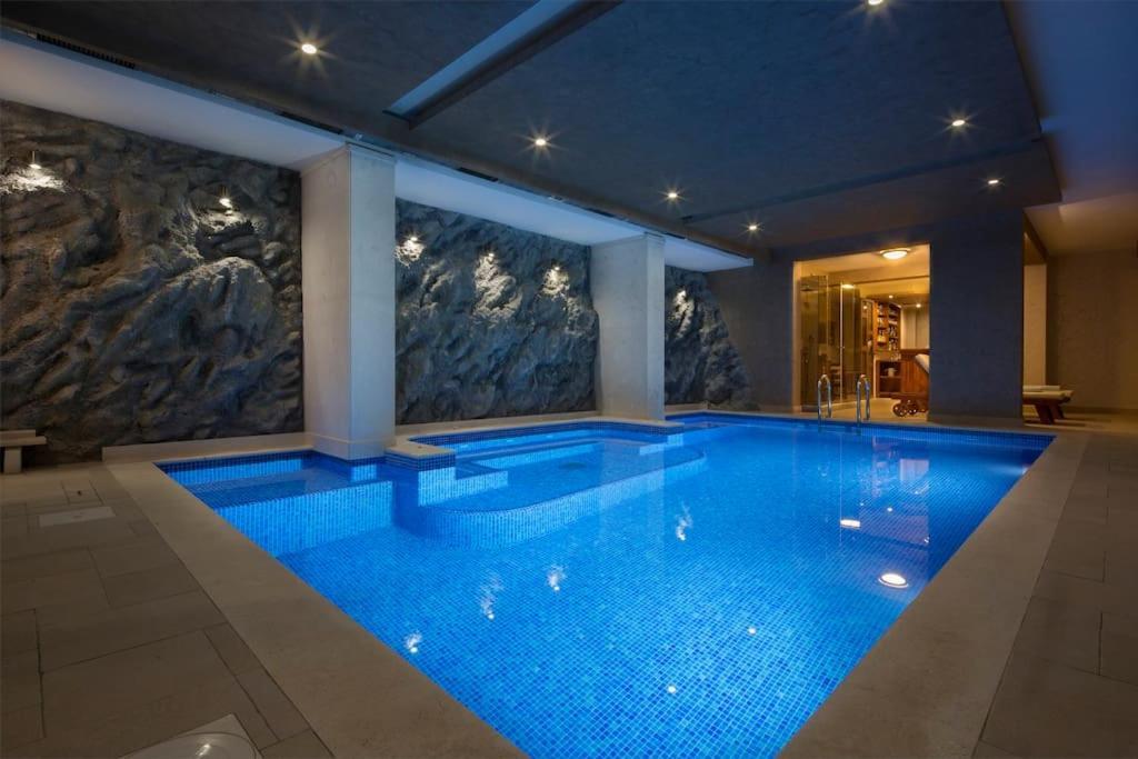 Gradina Villa *