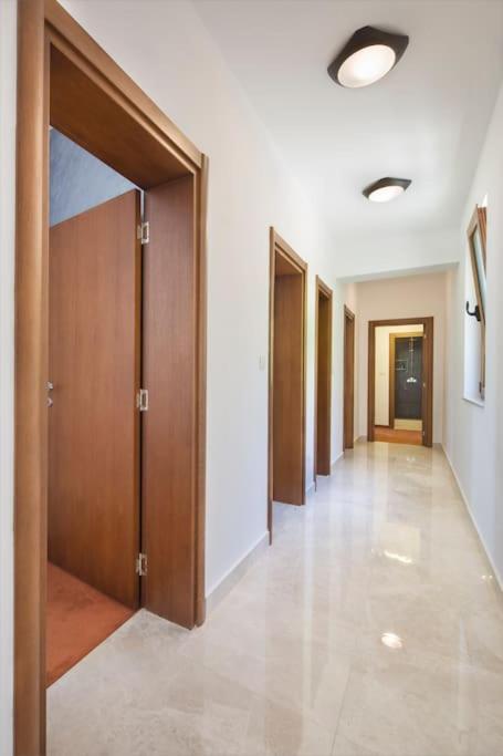 Gradina Villa